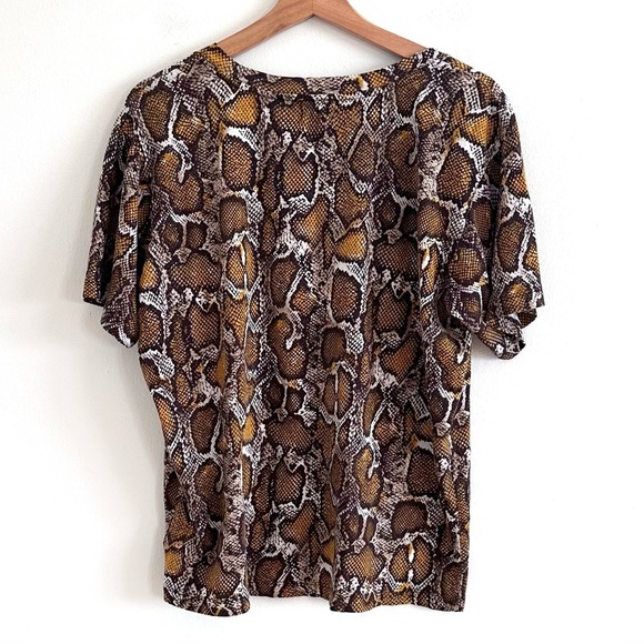Nation LTD python snake print V-neck t-shirt top size medium - Picture 3 of 5
